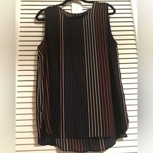 Ladies sleeveless shirt